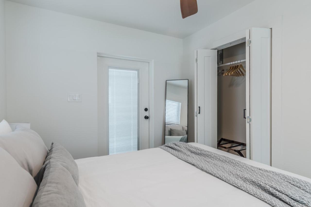 Luxury Tiny Home 2 Miles From Downtown Орландо Экстерьер фото