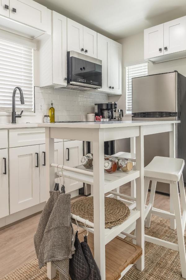 Luxury Tiny Home 2 Miles From Downtown Орландо Экстерьер фото